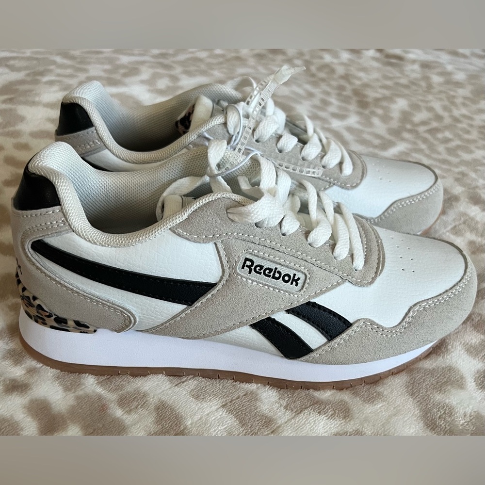 NEW! Women’s Reebok Classic White,  Black and Leopard, Size 6